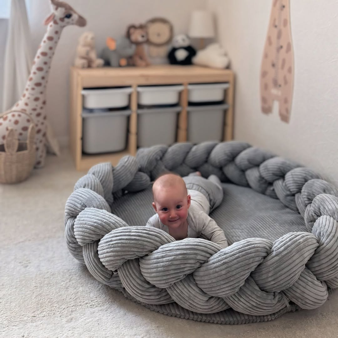 MeowBaby Babynestchen Cord mit Spielmatte & Bettumrandung – Ästhetik grau