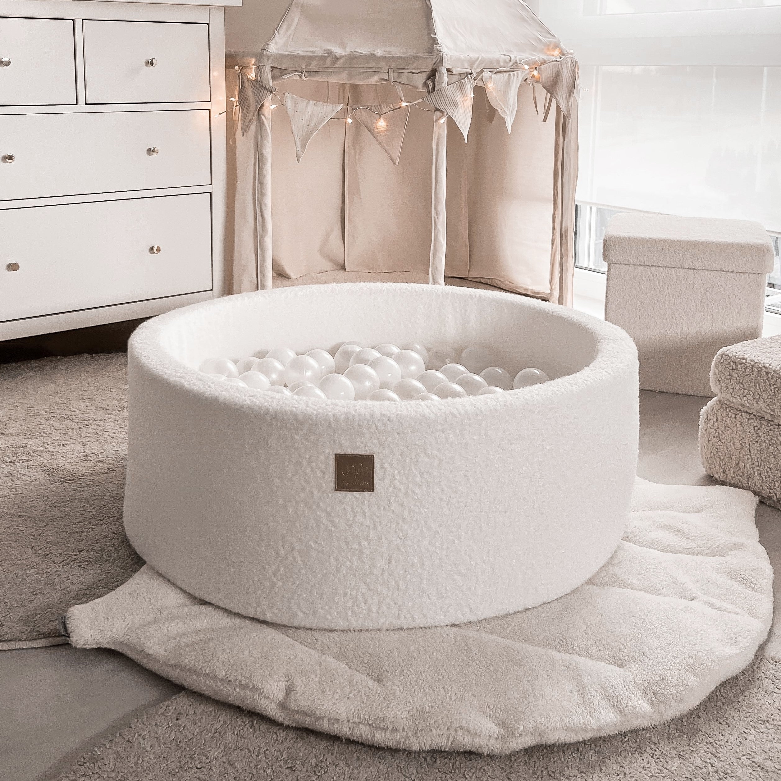 MeowBaby ball pit Bouclé cream/white 90x30 cm, 200 balls - custom color selection
