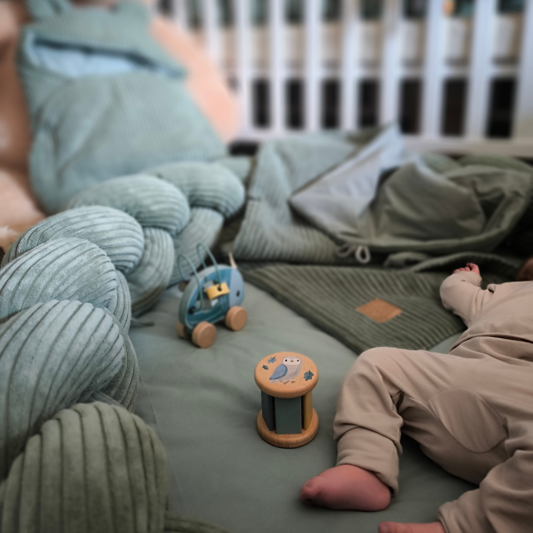 MeowBaby Babynestchen Ästhetik Cord mit Spielmatte & 3m geflochtener Bettumrandung - Classic Cord Edition